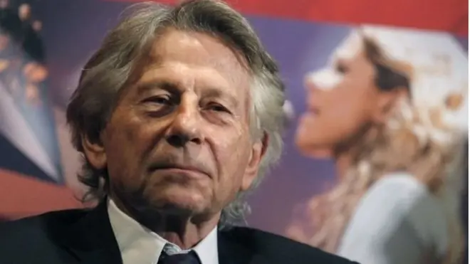 پولانسکی در لهستان متولد و بزرگ شده است اما سال‌هاست که در فرانسه و سوئیس زندگی می‌کند.