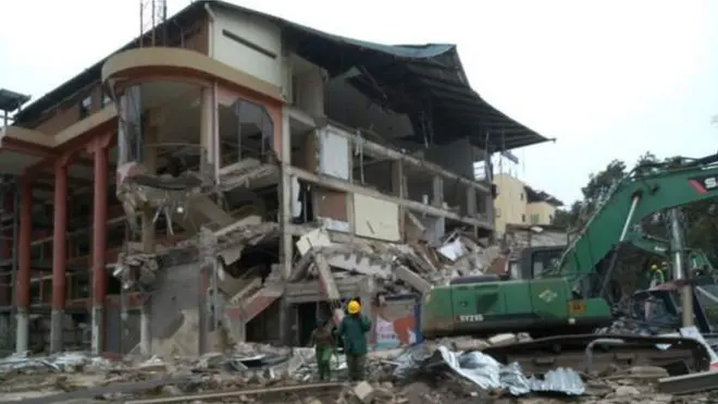 Bivugwa ko iyi nyubako yari ifite agaciro ka miliyoni 9 z'amadolari y'Amerika