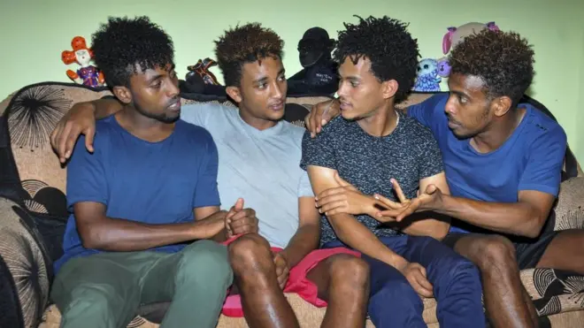 ተጻወትቲ ኩዕሶ እግሪ ኤርትራ