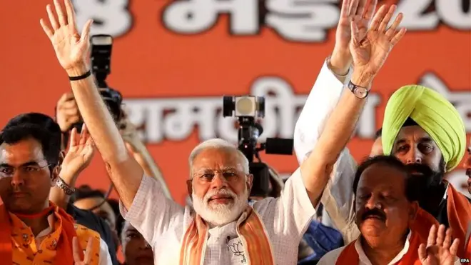 नरेंद्र मोदी