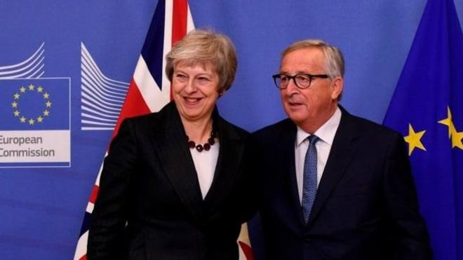 欧盟27国领导人一致通过了英国"脱欧"协议草案。