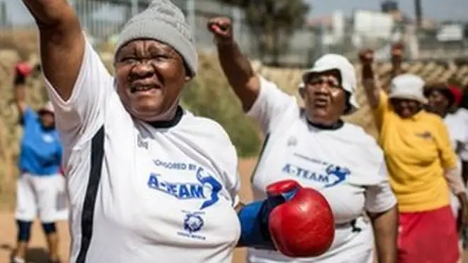 Wanawake wazee Afrika kusini