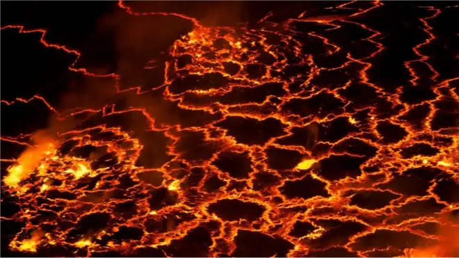 Les "formes indistinctes" des profondeurs de la Terre préoccupent les géologues du monde entier.