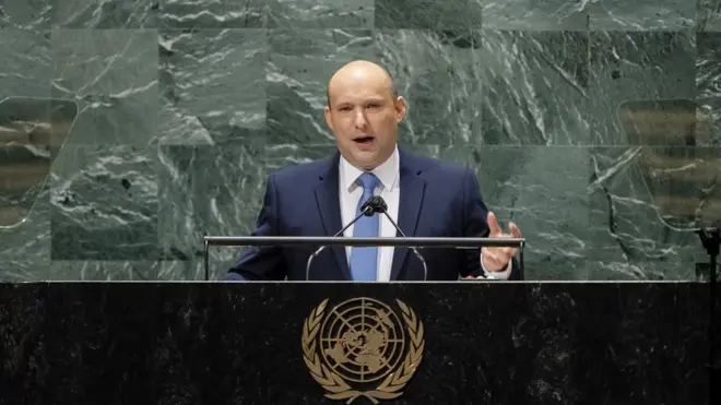 بينيت يقول إن إسرائيل قد تتصرف منفردة.