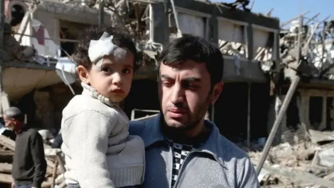 آذربائیجان کے شہر گنجا کا میزائل حملے کے بعد کا منظر