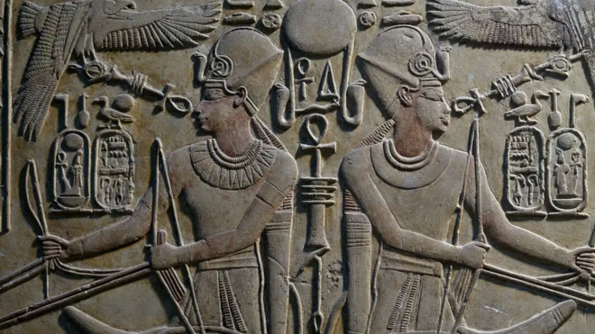 ภาพสลักนูนต่ำของฟาโรห์อาเมนโฮเทปที่ 3 ผู้ก่อตั้งนครทองคำที่สาบสูญไปกว่าสามพันปี