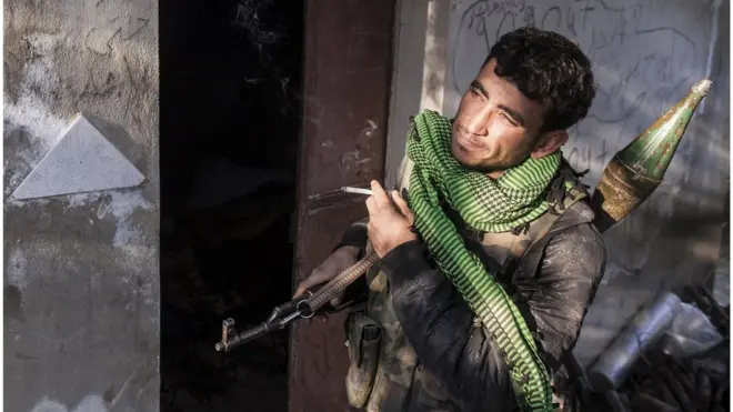 قالت الوثائق إن "المساعدات البريطانية وقعت بأيدي متشددين في سوريا"