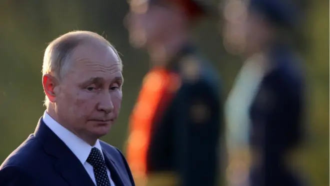 Pireezidantii Raashiyaa Vilaadmiir Putiin