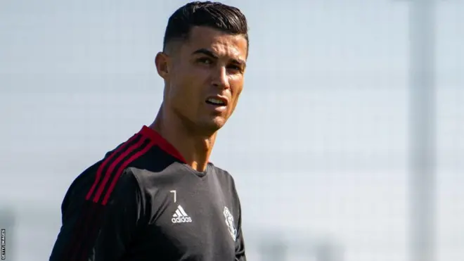 Kiristaanoo Roonaaldoo tapha jalqabaa isaa erga gara Yuunaayitiditti deebi'ee ni taasisa