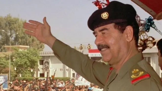 कहते हैं ''नाम में क्या रखा है'', लेकिन कई बार नाम रखने से पहले सोचा भी नहीं होता कि नाम क्या क्या करवाएगा.