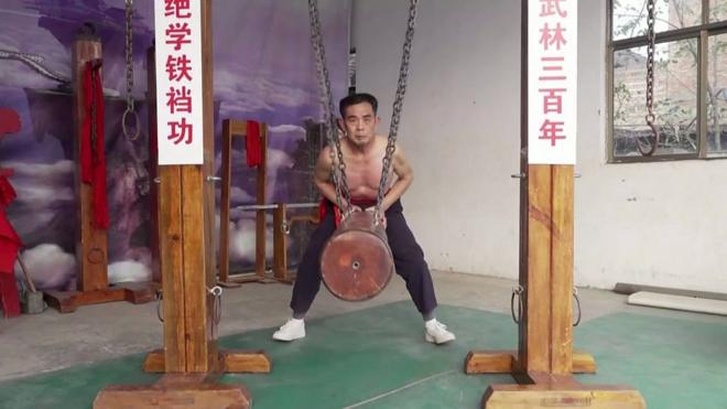 王留太稱，練習鐵襠功能強身健體，且並不影響他的生殖功能。