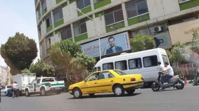 ون‌هایی با پلاک نیروی انتظامی اما با رنگ‌هایی متفاوت از گشت ارشاد