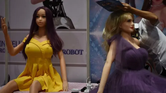 SEx dolls dey sell well-well, like dis ones for di Asia Adult Expo for Hong Kong on August 30, 2017.