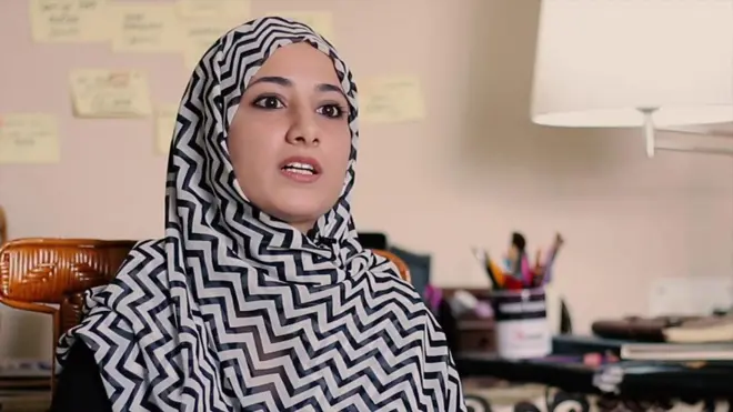 کشمیر سے تعلق رکھنے والی مصورہ