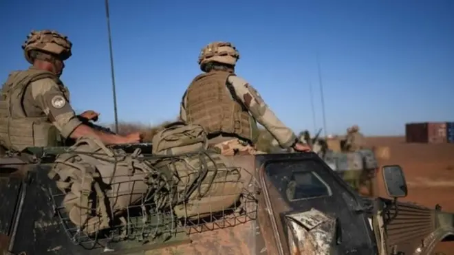 فرنسا نشرت نحو 4 آلاف جندي في المنطقة