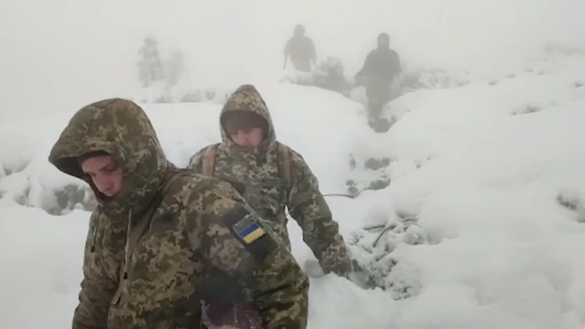 В горах Закарпаття прикордонники знайшли тіла двох чоловіків, які намагалися перетнути кордон з Румунією