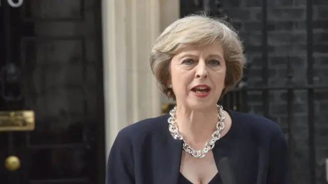 Тереза Мэй дала понять лидерам ЕС, что ей нужно время для подготовки переговоров по "брекситу", и выразила надежду, что они пройдут "в конструктивном и позитивном духе"