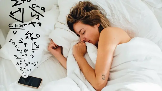 'मैं जब सोती हूँ, मेरा फ़ोन कोविड-19 पर रिसर्च करता है'