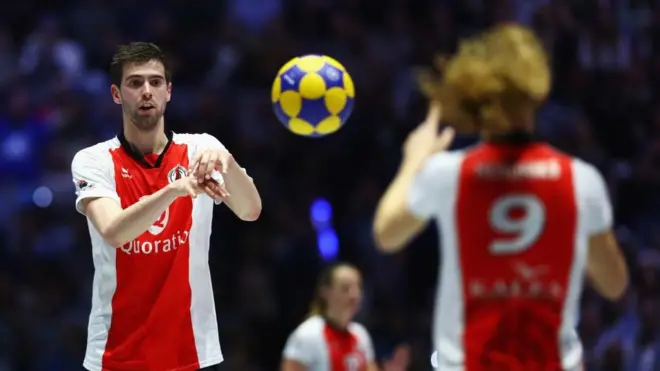 El korfbal fue inventado en Holanda hace más de 100 años.