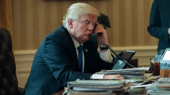 "Трамп не смог запомнить имя моего мужа", - рассказала жена погибшего сержанта армии США.