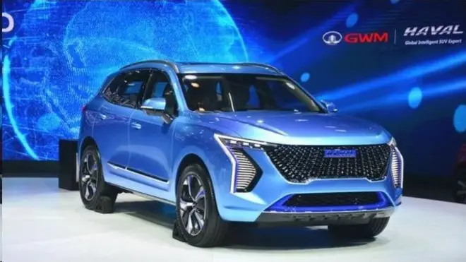 چینی موٹر کمپنی جی ڈبلیو ایم اور مہاراشٹرا حکومت کے درمیان ایک معائدے کے تحت مرحلہ وار 100 کروڑ ڈالر کی سرمایہ کاری ہوگی جس کے ذریعہ تین ہزار نوکریاں پیدا کی جائیں گی