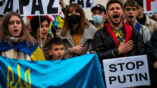 रशियाने युक्रेनवर हल्ला का केला? जाणून घ्या 5 मुद्द्यांत