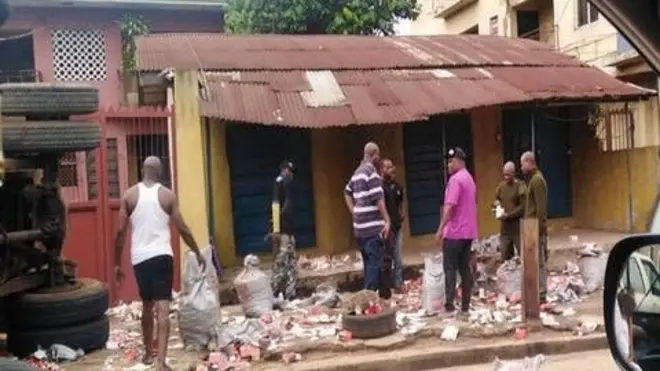 'Onitsha truck wey load live bullets'