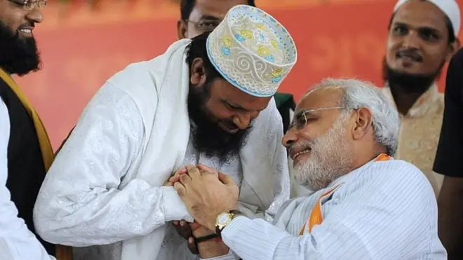 મુસ્લિમો સાથે મોદી