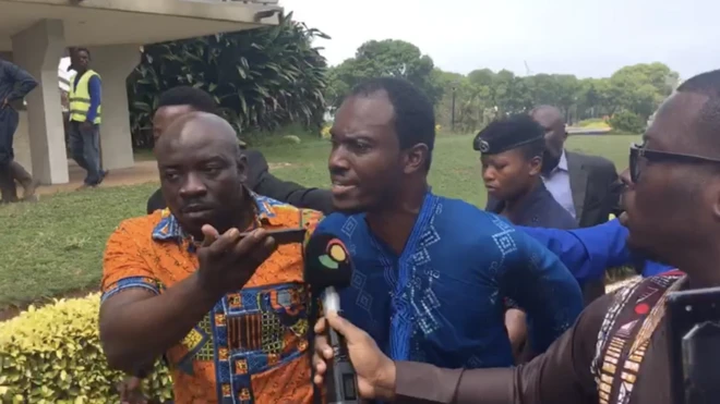 Police arrest three protesters sake of #DropThatChamber chants for Parliament