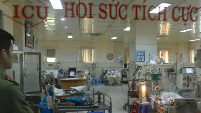 Dịch vụ y tế ở Việt Nam vừa đắt bất thường vừa gặp vấn đề thiếu nhân sự