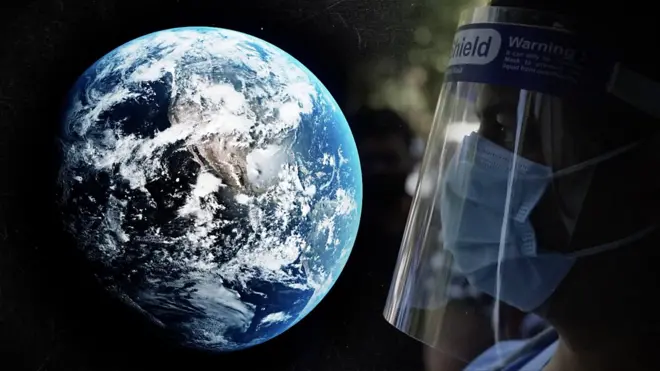 보호장구를 쓴 사람과 지구 사진