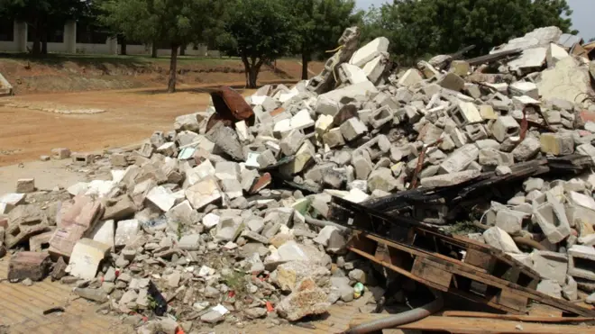 Ọtụtụ ụlọ na-ada na Naịjirịa afọ niile