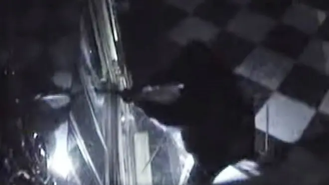 Kradljivci dijamanata uhvaćeni na sigurnosnim kamerama