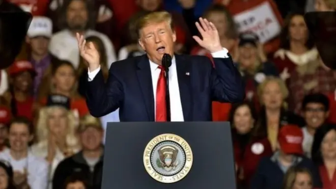 تهكم ترامب على أورورك في تجمع شعبي بولاية ميسيسيبي