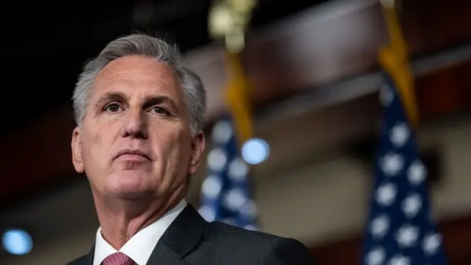 Kevin McCarthy foi definido pelos republicanos como o indicado do partido à presidência da Câmara