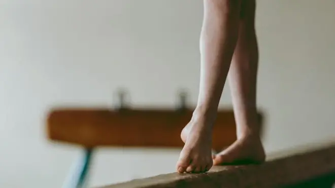 Ходіння по брусу