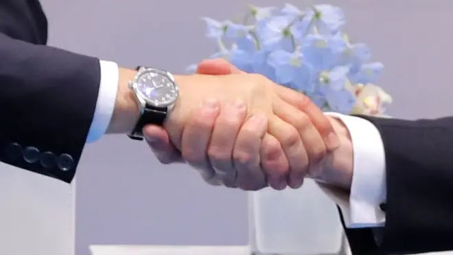 Рукопожатие