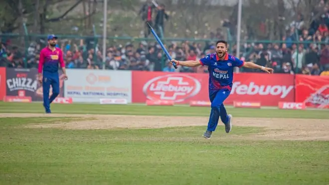 क्रिकेट खेलाडी।