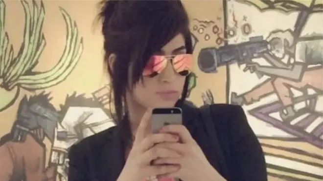 පාකිස්තානයේ ප්‍රථම සමාජ මාධ්‍ය ජාල තරුව ඛන්දීල් බලෝච්