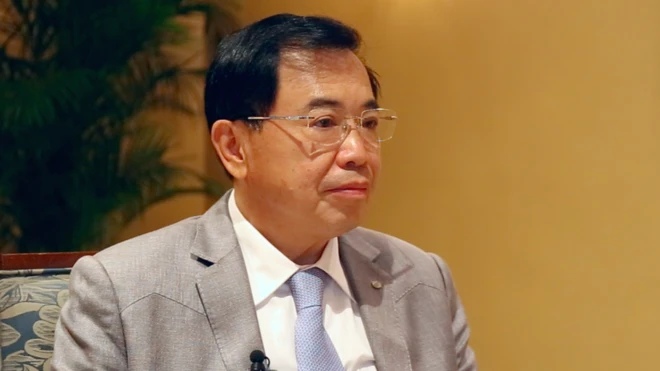 TCL是中國最早實施國際化戰略的企業。李東生認為目前中國企業國際化面臨的最大挑戰是保護主義。