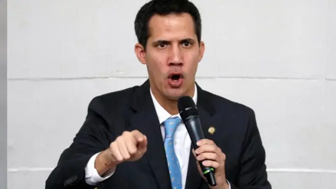 Chính quyền Trump đang cân nhắc việc công nhận nhà lãnh đạo Quốc hội Venezuela Juan Guaido là tổng thống chính danh của nước này
