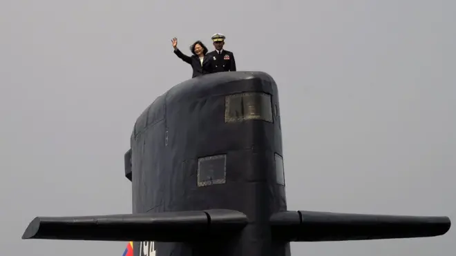 В марте президент Тайваня Цай Инвэнь проинспектировала имеющиеся во флоте подлодки