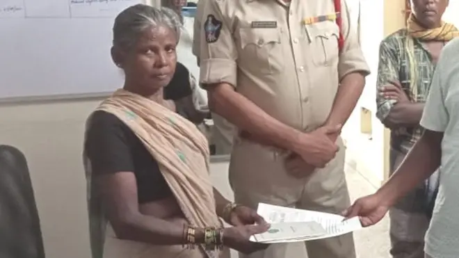 పట్టాతో గంగమ్మ