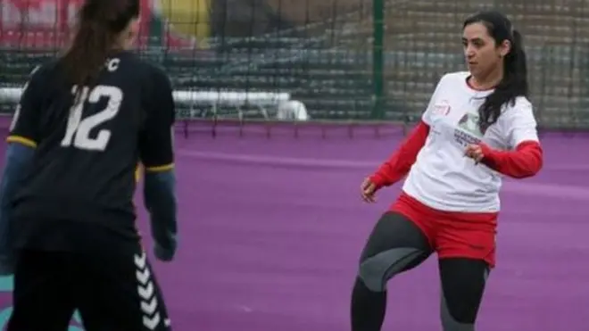 චෝදනා බොහොමයක් ඉදිරිපත් කර ඇත්තේ ඇෆ්ගනිස්තාන ජාතික කාන්තා පාපන්දු කණ්ඩායමේ හිටපු නායිකා කලිදා පොපාල් ය