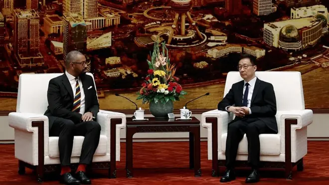 中英兩國高級官員會面