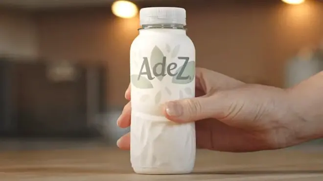 The Adez paper bottle