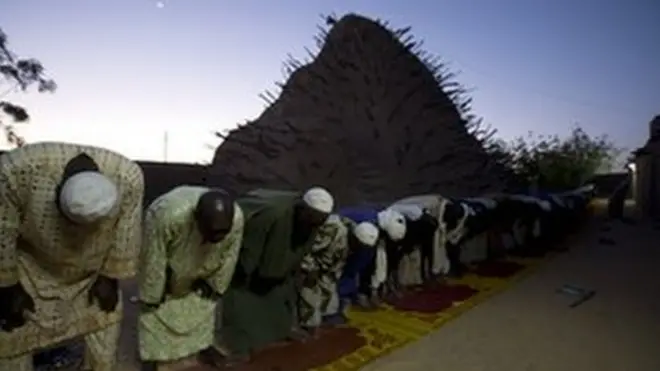 Les maitres coraniques du centre du Mali ont bouclé dimanche deux jours de forum sur les questions du retour de la paix et de la lutte contre la radicalisation dans la zone
