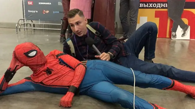 "Нужно начать с пенсий": Серсея, Пикачу и Человек-паук дают советы Путину