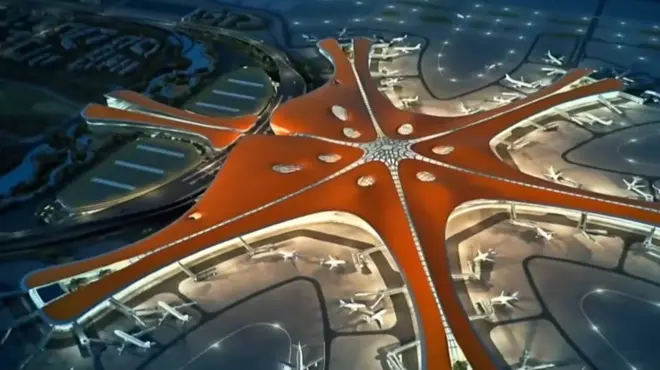 Por la nueva terminal de Daxing, en Pekín, pasarán unos 100 millones de pasajeros al año.