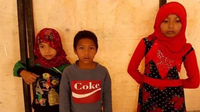 Amira, Heba dan Hamza terlantar di zona berbahaya dan mereka ingin pulang ke negaranya.